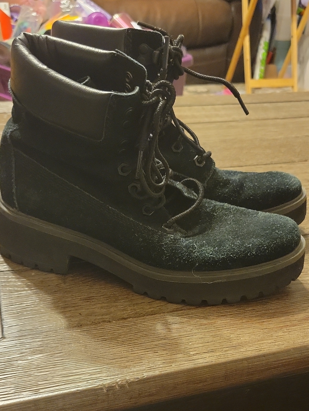 Black Women's Timberlands Lace-Up Hiker Boots